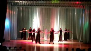 Танец:богородица старшая группа.Солирует:Алёна Волкова