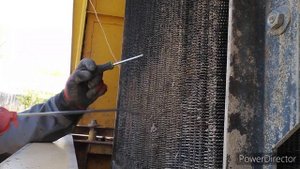 К-704 ТУ.Навожу порядок в кабине,продувка радиаторов и КПП ,замена клапана КПП и многое другое...