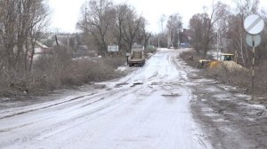 Начались ремонтные работы автомобильного моста через речку Брусну.