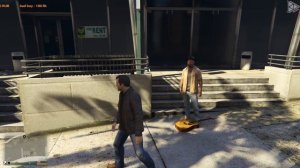 Когда во время пандемии на улице не соблюдаешь дистанцию=))) GTAV