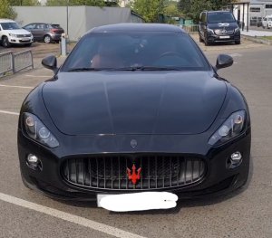 Классика от Maserati, как вам такой цвет?