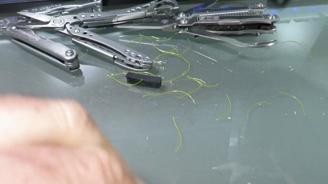 SOG SNIPPET Vs Others Keychains Scissors Multi-tools (Leatherman, Gerber, SOG) [MT VOD]