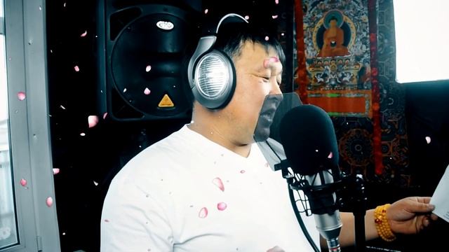 Сеткилимден сенээ - Роман Ондар. смотреть онлайн