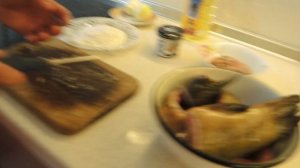 Маленькие ХИТРОСТИ при Жарке речной РЫБЫ. Жарим ЛИНЯ и КАРАСЯ.
