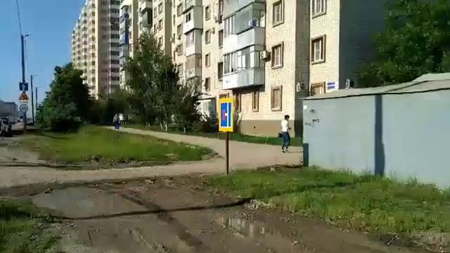 На улице Восточно-Кругликовской в Краснодаре продолжаются работы