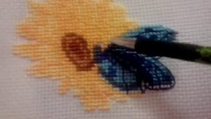 Вышивка крестом "Цветок с бабочкой" Отчет 2