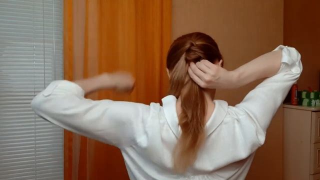 ЛЕТНЯЯ ПРИЧЁСКА ЗА ПАРУ МИНУТ. СМОЖЕТ СДЕЛАТЬ КАЖДАЯ. смотреть онлайн