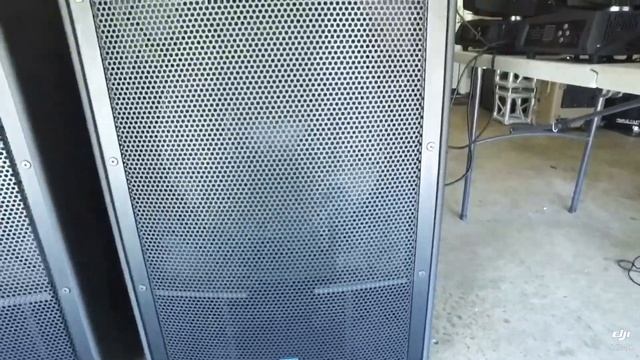 Yorkville LS2100P with QSC K12.2 смотреть онлайн