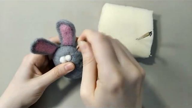 Валяние из шерсти. Как свалять из шерсти зайца.