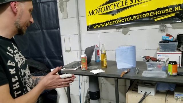 В гостях у "V-Twin Garage": Мотосервис Harley-Davidson в Санкт-Петербурге. Запчасти и проф. тюнинг!