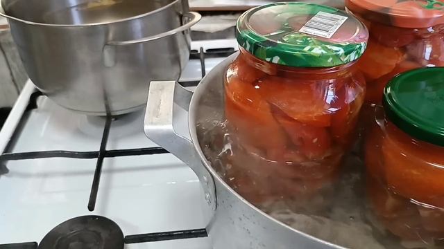 Заготовки на зиму // Острый перчик // Помидоры дольками // Кабачки ароматные смотреть онлайн