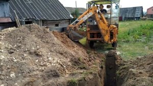 Mitsui hl803 в работе. Мини экскаватор погрузчик. Миниэкскавтор. Mitsui hl803.