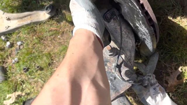 Front Strut and Spring Assembly replacement | Rebuilding Ford Fusion Part 3￼ смотреть онлайн