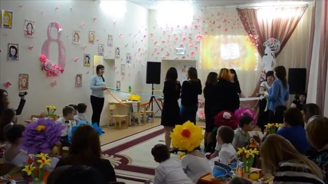 Утренник 8 марта 2018г. смотреть онлайн