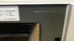 Распаковка — Микроволновая печь LG MS2595GIH