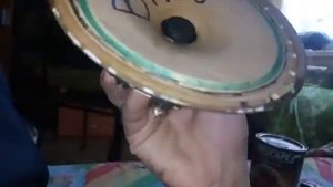 Динамик без центрирующий части магнита