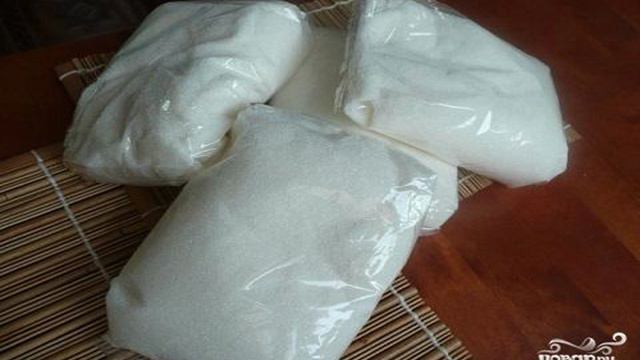 Клубника с сахаром