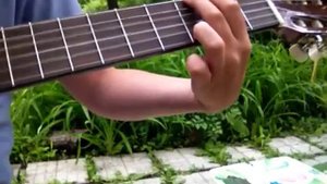 Песня на гитаре "здравствуй Универ"(от Кузи)