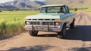 1977 Ford F250 Ranger XLT  460 V8
