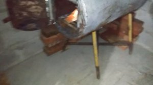 ГАРАЖ СВОИМИ РУКАМИ. ТЁПЛЫЙ ГАРАЖ С БУРЖУКОЙ КПД 90%. Посмотрите будет интересно. Буржуйка в гараж.