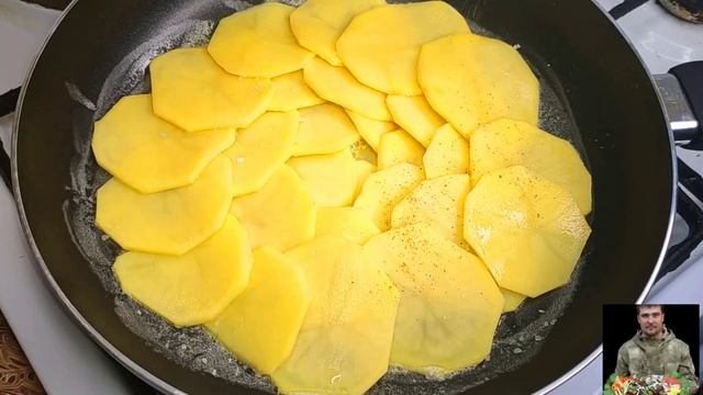 Беру 4 КАРТОШКИ, ЛУК, и делаю бюджетное блюдо из картофеля. Подойдёт как на обед так и на завтрак