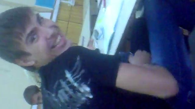 Дрочит смотреть онлайн