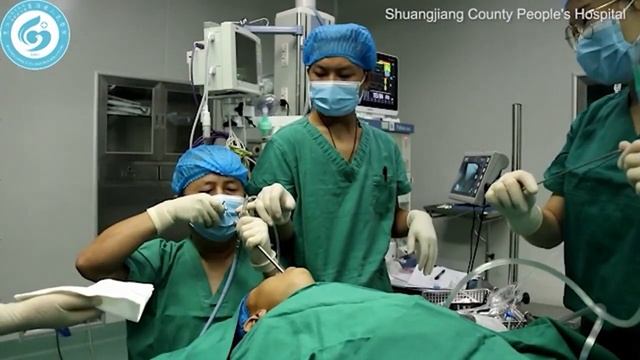 Врачи извлекли из головы пятилетнего ребёнка огромную пиявку смотреть онлайн