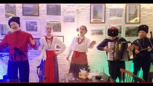 ВаТаГа Узенький проулочек в Арт Бар МУХА