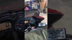 На этом обзоре Ямаха FZ1000 я ещё не догадываюсь о серьёзном дефекте! Просто развозился ротор.