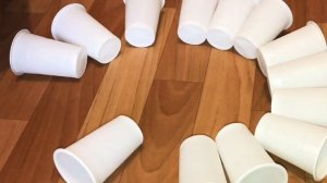 DIY УКРАШЕНИЯ К НОВОМУ ГОДУ. СНЕГОВИК ИЗ ПЛАСТИКОВЫХ СТАКАНЧИКОВ