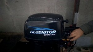 Лодочный мотор Gladiator 9.8 2т с электрозапуском