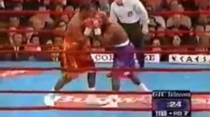 Boxing Referee does the Matrix.flv