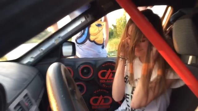 Хейртрик Digital Designs на закрытой машине. Магия Звука смотреть онлайн