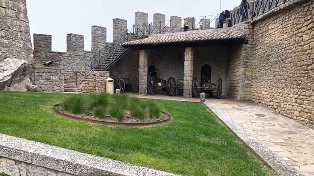 Крепость Сан-Марино смотреть онлайн