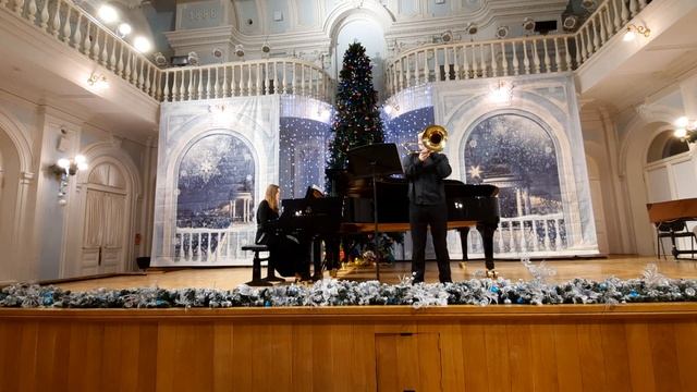 Р.Шуман. Адажио и Аллегро для тромбона и фортепиано - исполняют И.Бецис и С.Корноухова смотреть онлайн