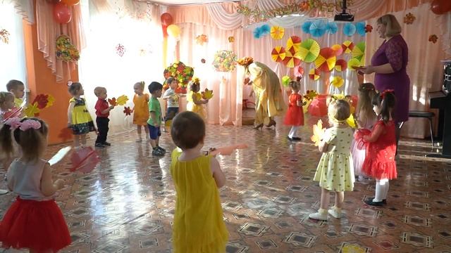 Осенний утренник в группе "Цветик - Семицветик" 2021год смотреть онлайн