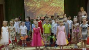 Осень желтым листопадом