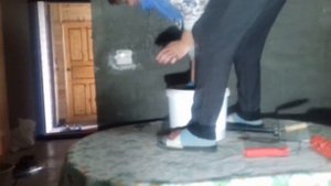 Штукатурка шлакоблока ч1. Демонтаж гипсокартона. Обработка стен грунтовкой глубокого проникновения.