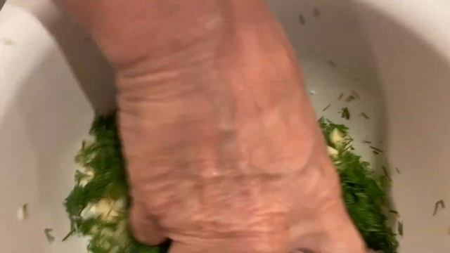 Ужин двух семей-русской и тайской в ТАЙЛАНДЕ!!!/Традиции,вилла-тур,рыба,как приготовить креветки?! смотреть онлайн