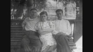 Тропинка, песня  М И Блантер, сл  М В Исаковский  Исп  Эдит Утесова и джаз оркестр Л Утесова  1948