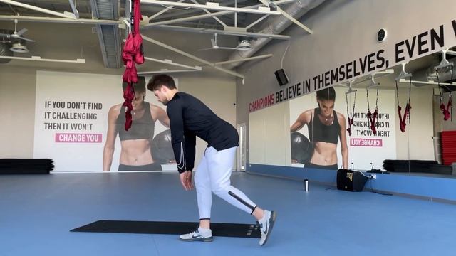 Наклоны на одной ноге|Разбор техники упражнений смотреть онлайн