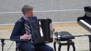 В.Новиков - Концертная пьеса на тему песни М.Блантера "Черноглазая казачка"