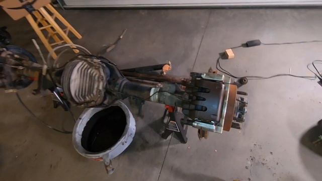 OBS 05+ Axle Swap Pt.2 Getting The Rear Axle Ready смотреть онлайн