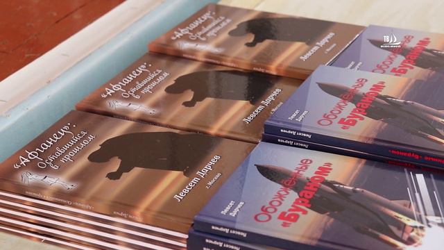Встреча школьников с известным писателем  Левсетом Дарчевым