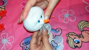 Делаем снеговика из колгот❄️ Новогодняя поделка в школу