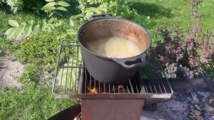 НАСТОЯЩАЯ УХА НА КОСТРЕ С ПОЛЕНОМ И ВОДКОЙ
