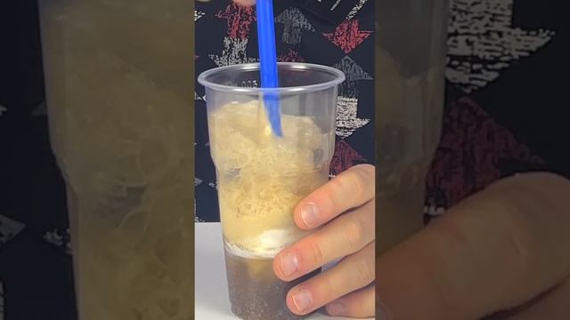 КОЛА + МОРОЖЕНОЕ! Безумный коктейль! ЭТО БЕЗУМНО ВКУСНО! смотреть онлайн