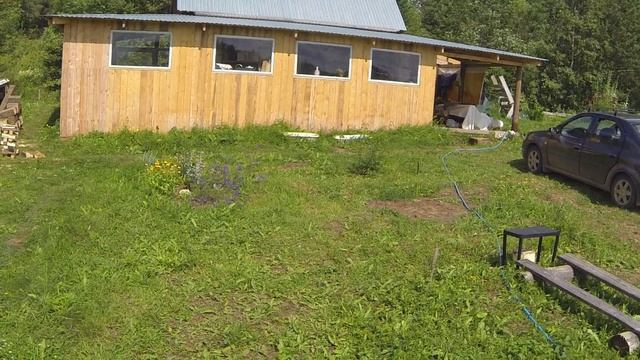 Полёт над дачным участком. смотреть онлайн