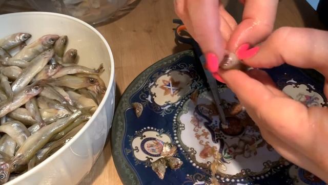 Жареная корюшка в кукурузной муке!???