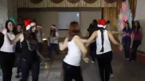 Новогодний флешмоб 11"Б"класса  СШ №9 г. Тирасполь